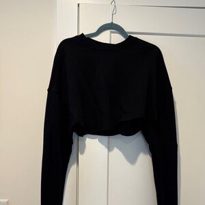 ALO Yoga Rouched Sleeves Black Long Sleeve Crop Top